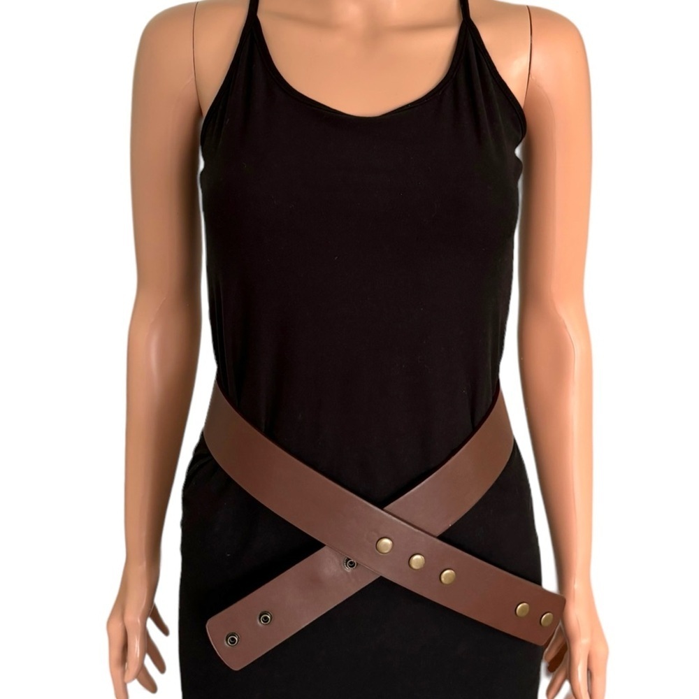 Behind the Buckle Brown Leather Unisex Adjustable Cowgirl Cowboy Western Belt‎
